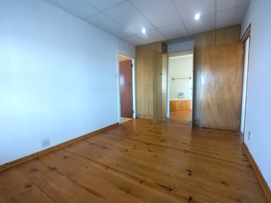 5 Bedroom Property for Sale in Kabeljauws Eastern Cape